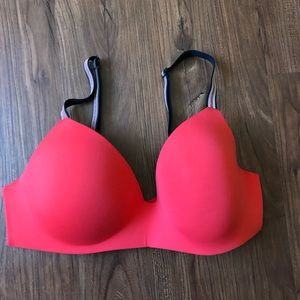 Victoria secret t shirt bra